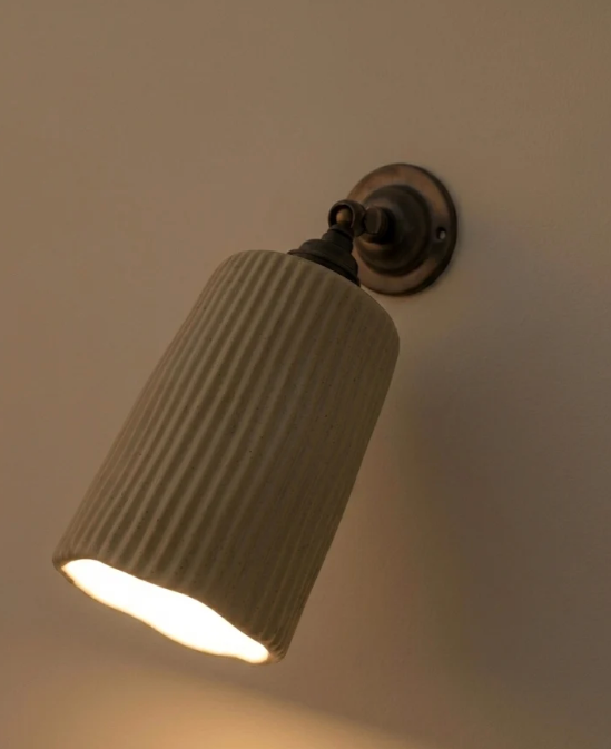 WAVY Wall Light