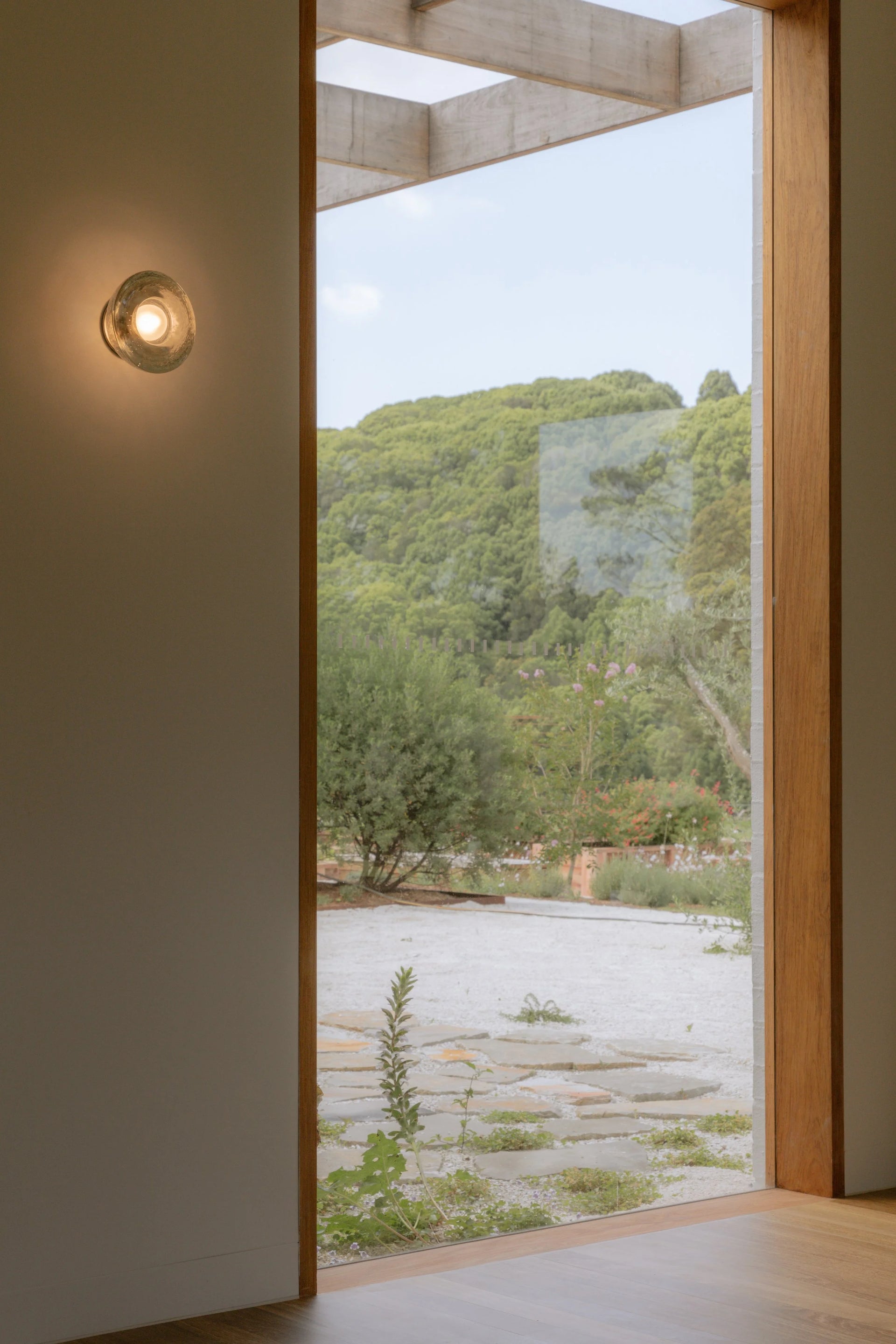 AURELIA Surface Wall Light - Cast Glass