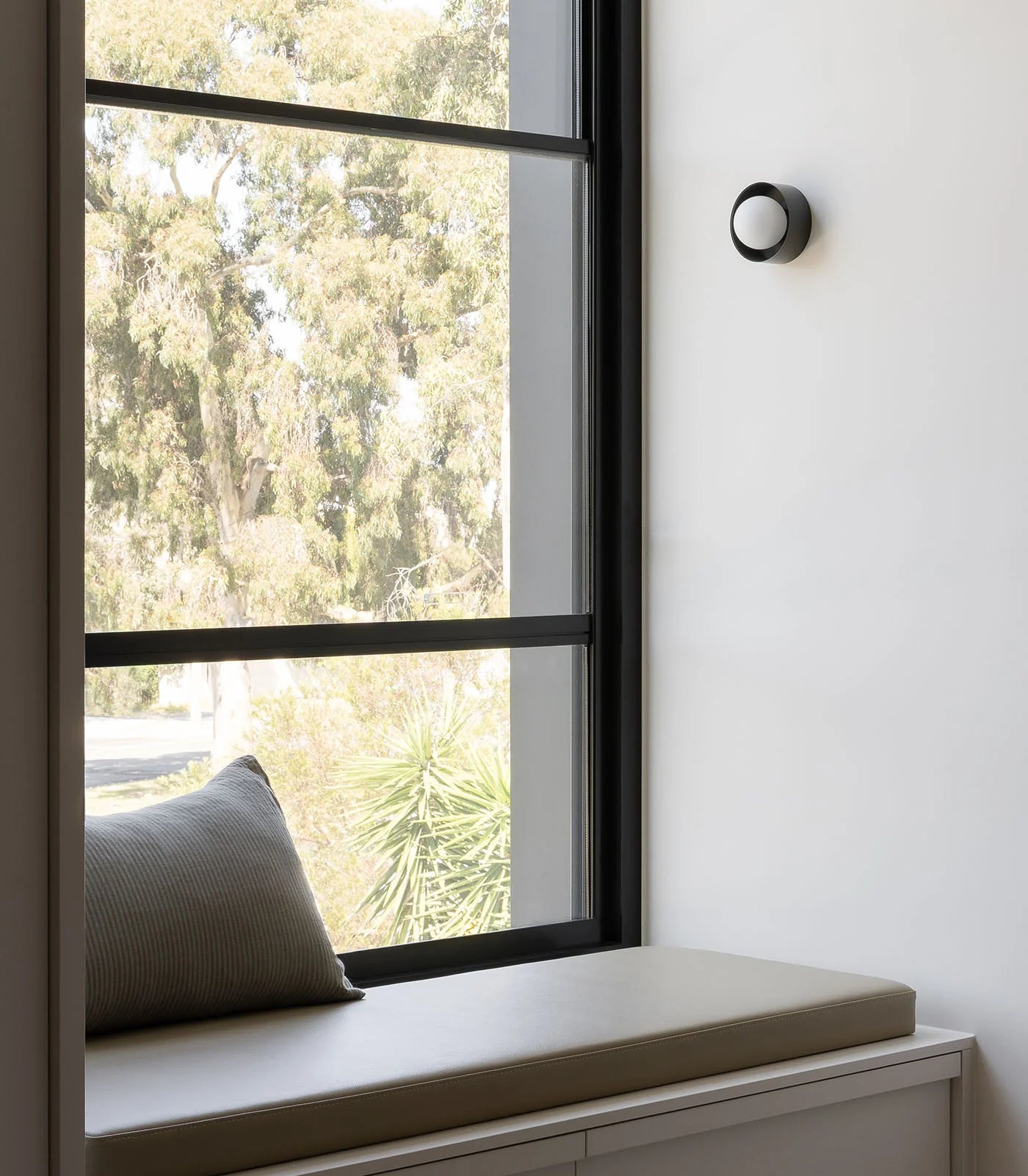 ORB SUR Wall Light