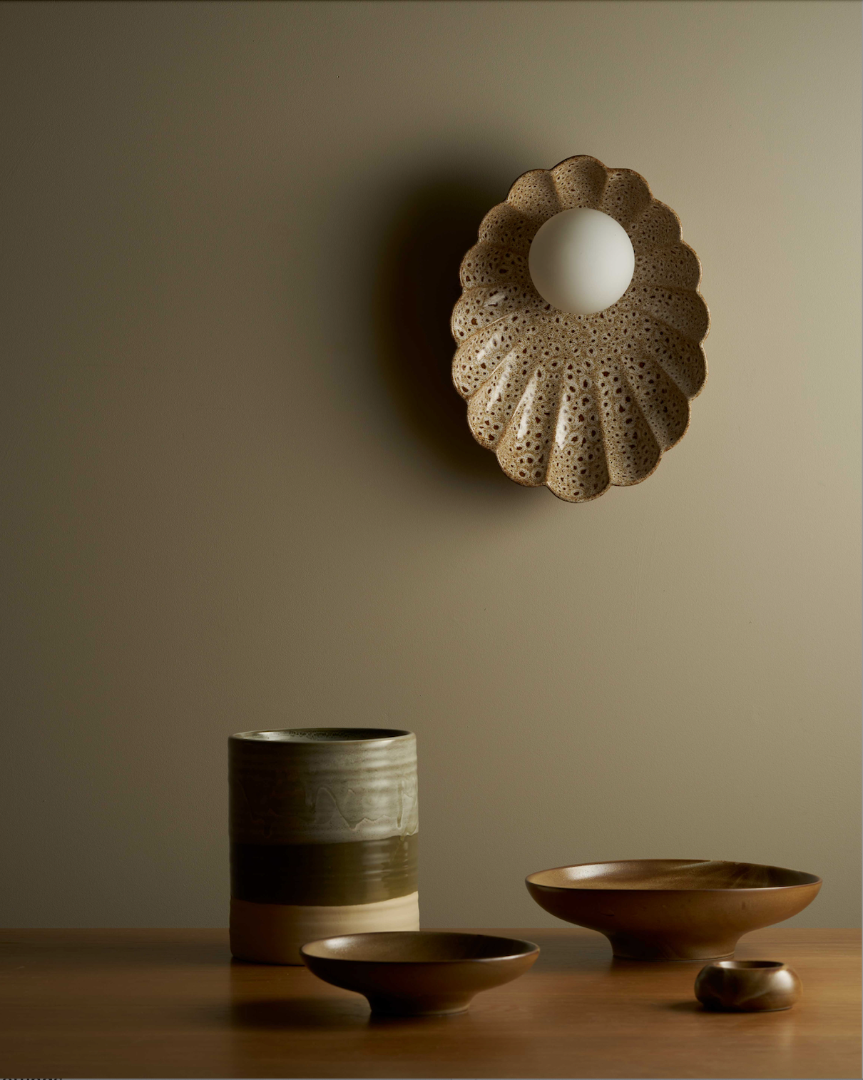 OYSTER Wall Light