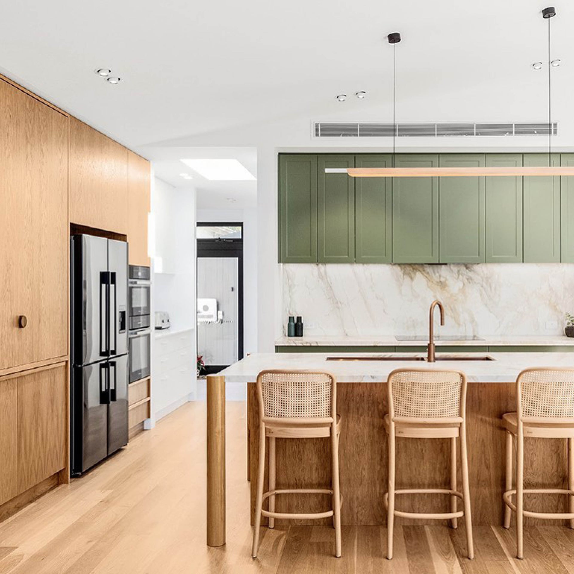 FORMATION BRASS Linear Pendant