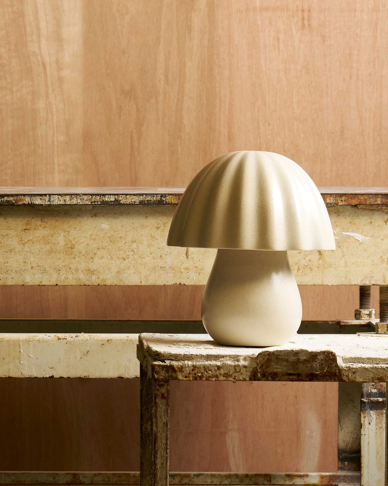PERIWINKLE Table Lamp