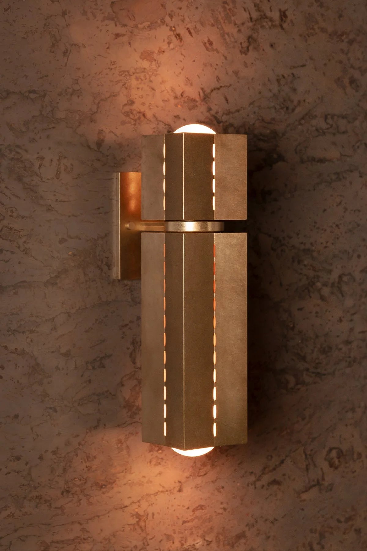 POLARIS Wall Light