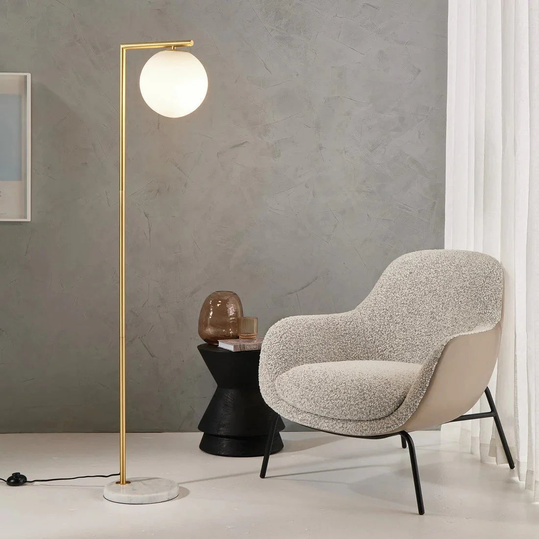 REMI Floor Lamp