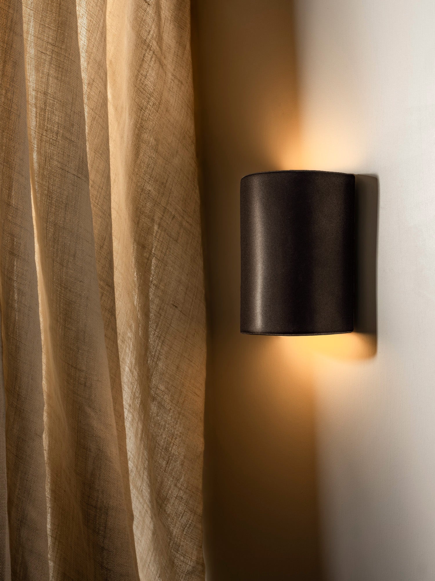 SLATE Wall Light