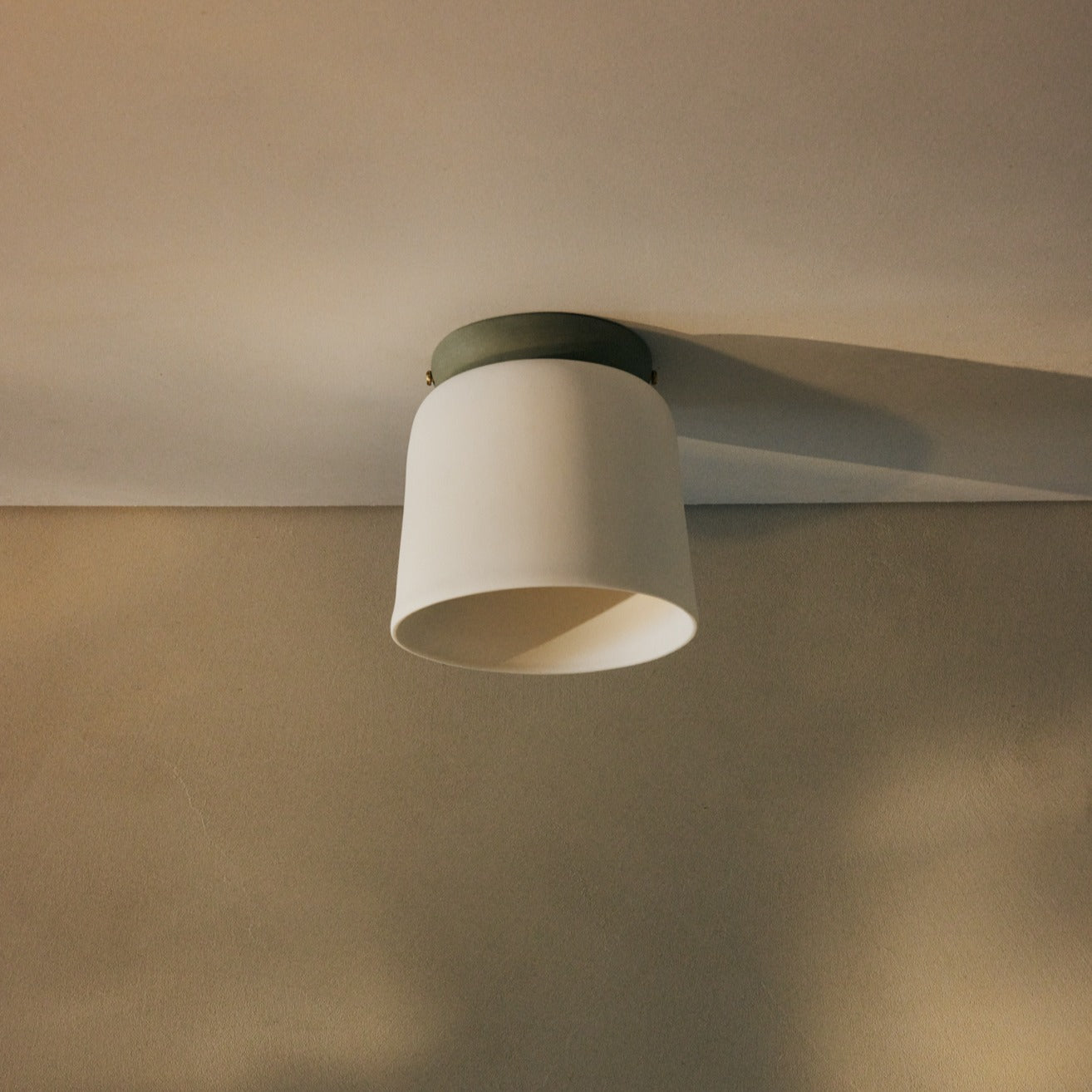 DAWN Ceiling Mounted Light