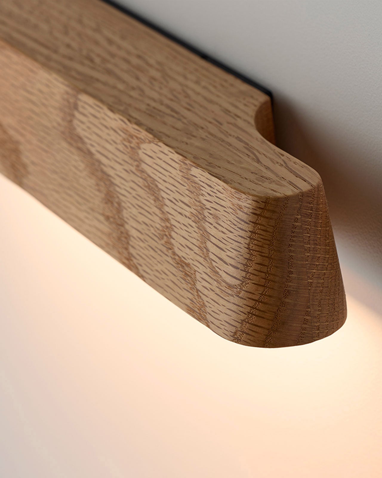TENN Wall Light