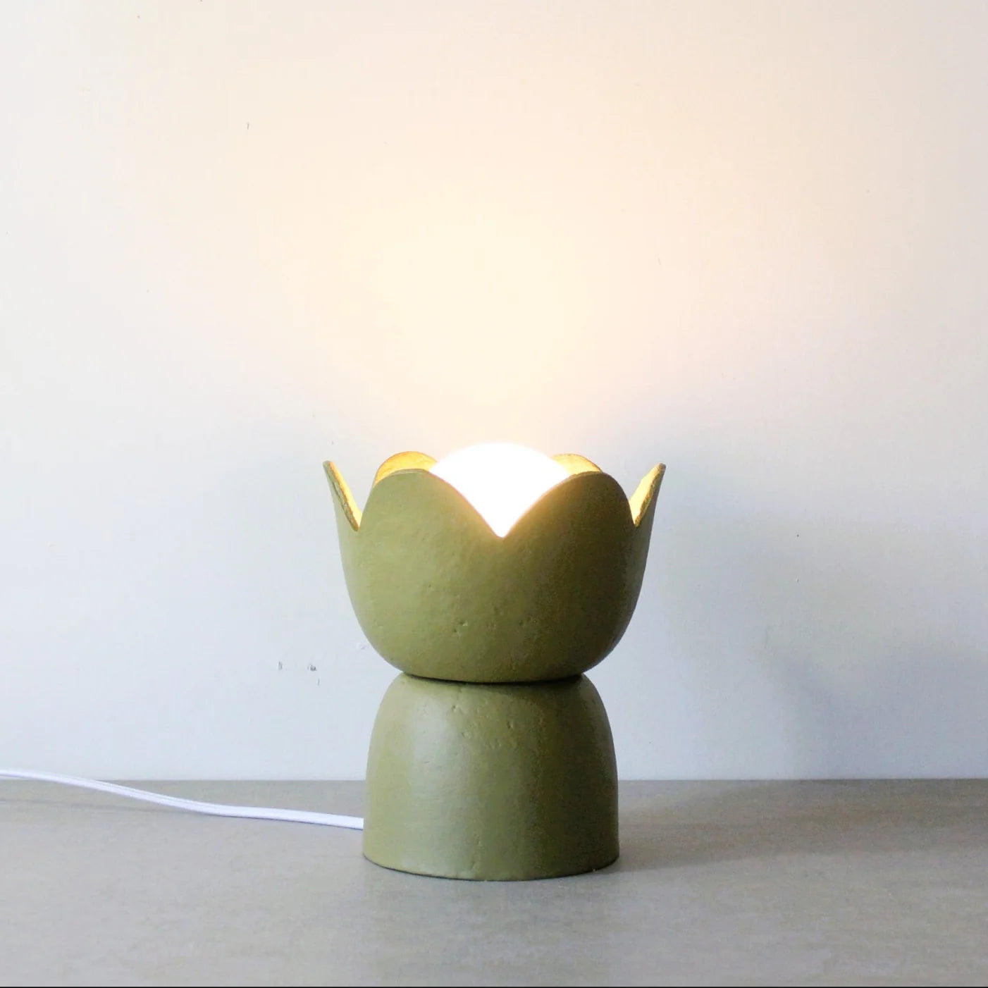 TULIP Table Lamp