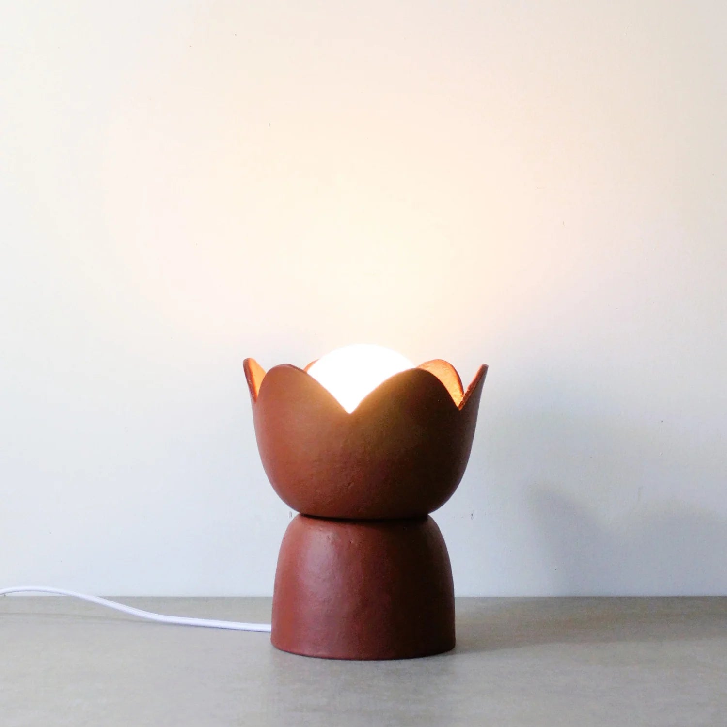 TULIP Table Lamp