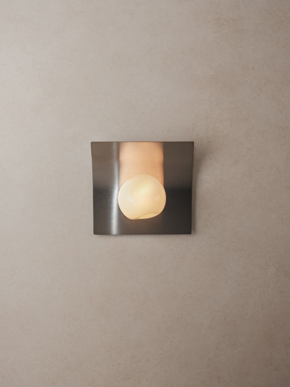 NUDGE Wall Light