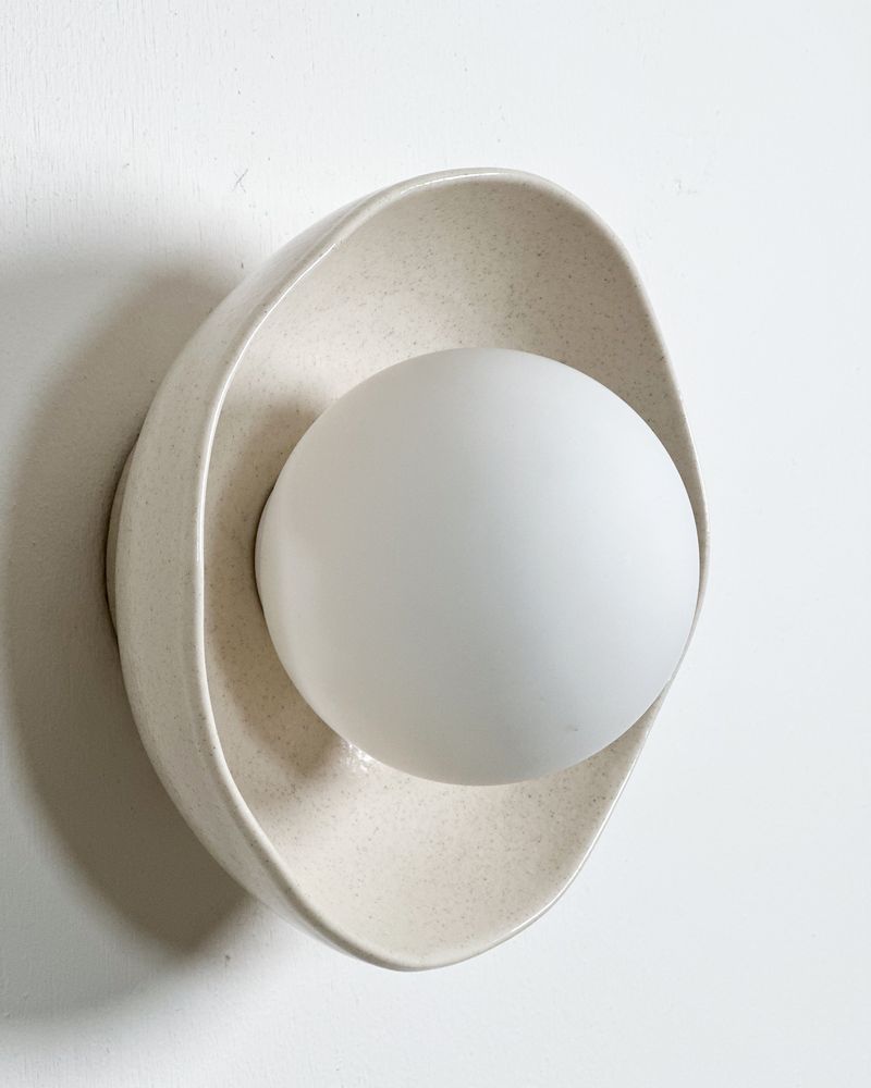 SHELL Wall Light