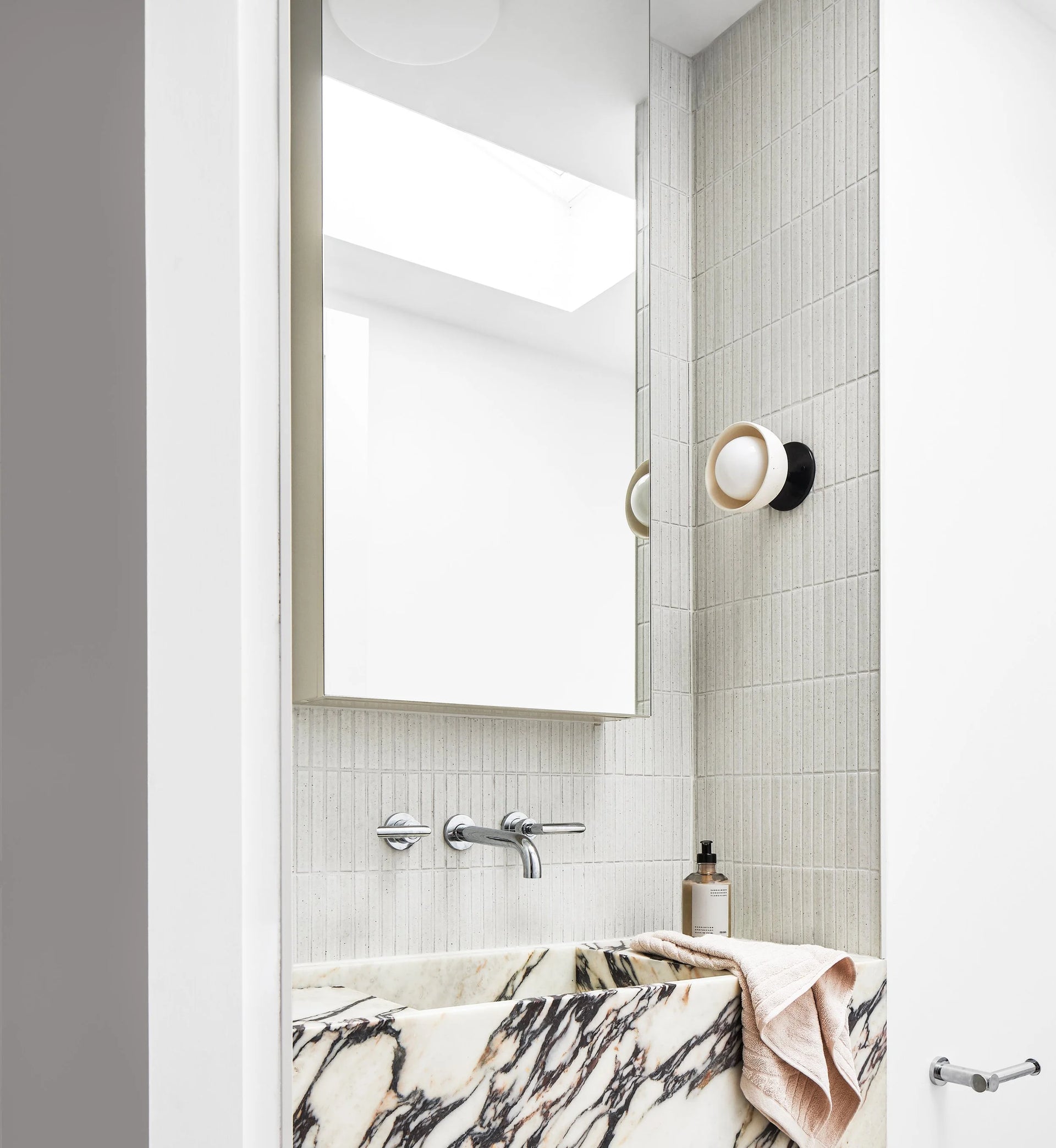 TERRA 0 SHORT Wall Light