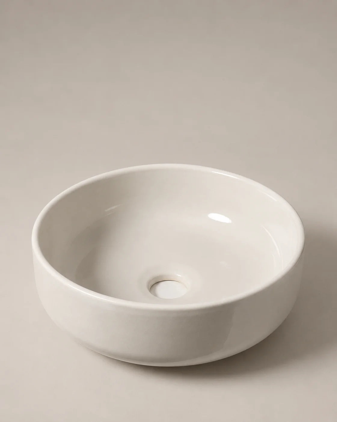 CLAY 300 Ceramic Round Hand Basin