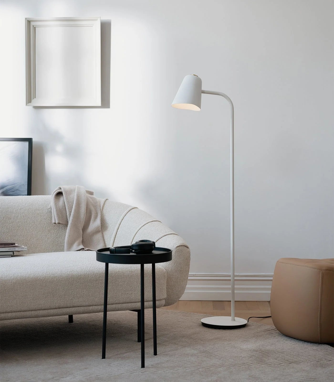 ME DIM Floor Lamp