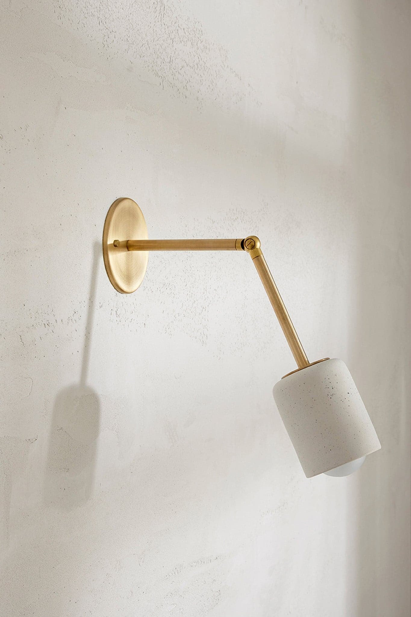 TERRA 1 Long Arm Wall Light