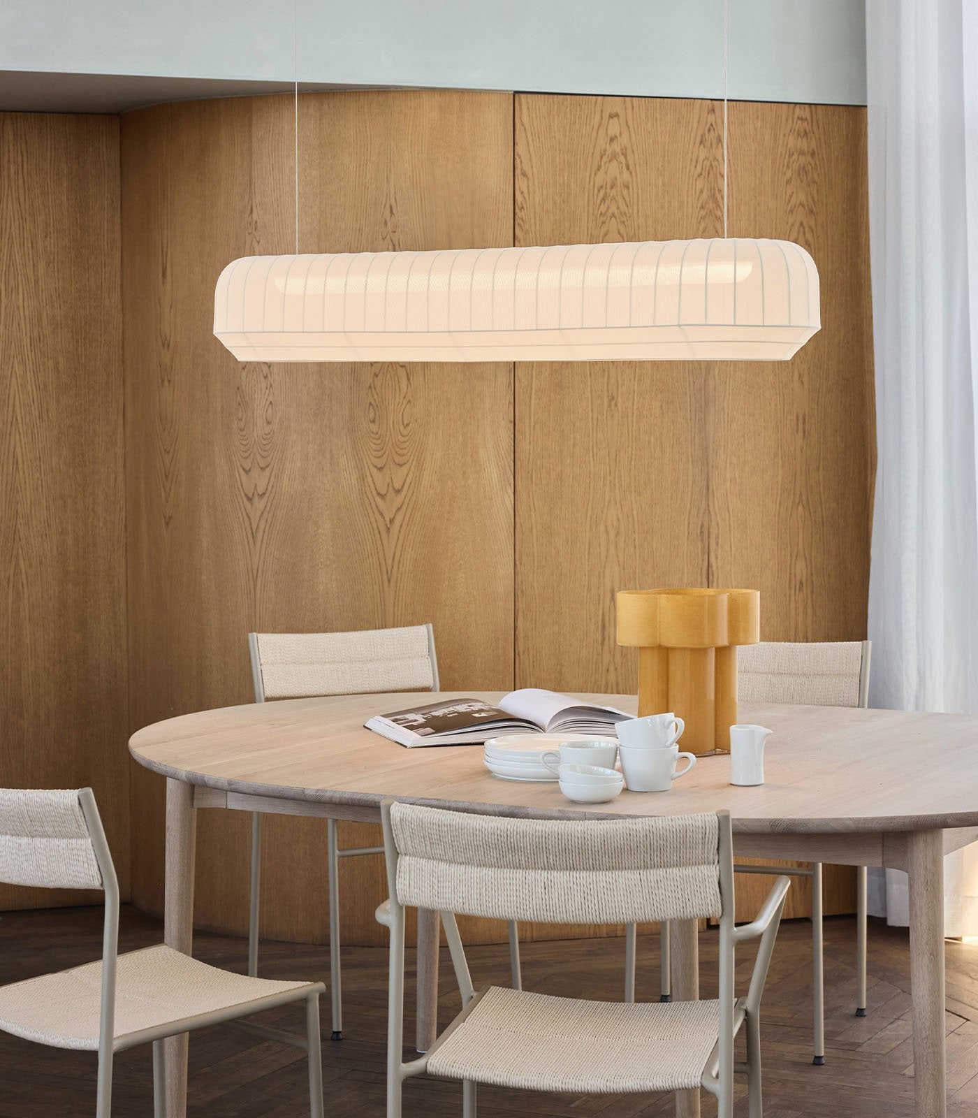 TRADITION Linear Pendant